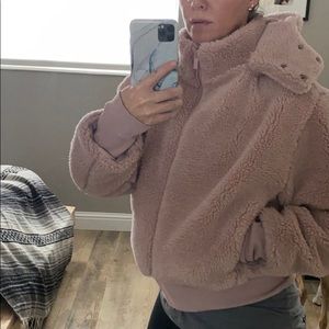 Alo FOXY  Sherpa Jacket